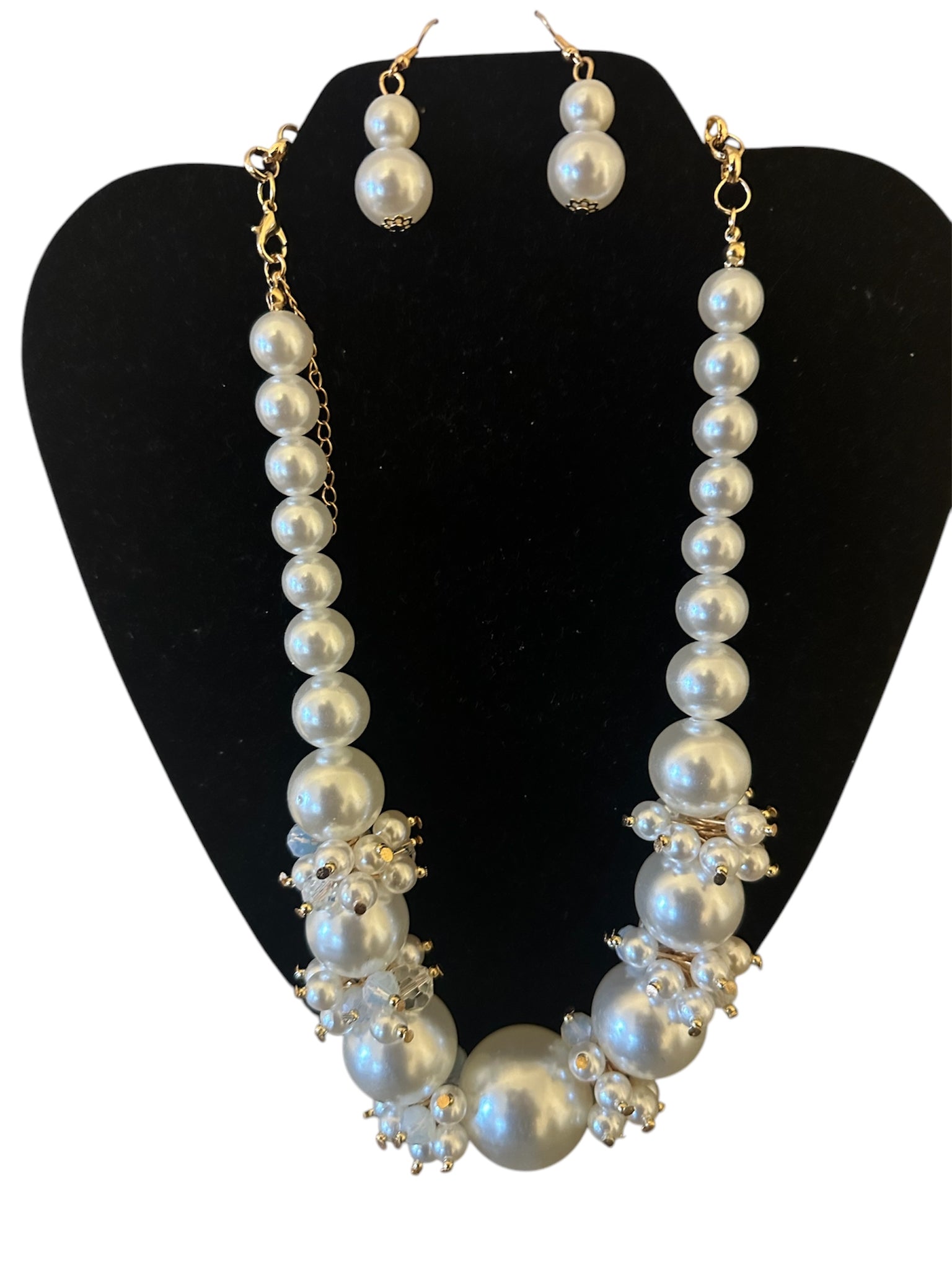 Pearl Cluster Necklace Set